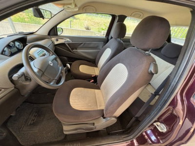 Lancia Ypsilon 1.2 New Oro (11)