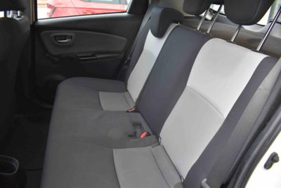 Toyota Yaris 1.5 Hybrid 5 porte Active (11)