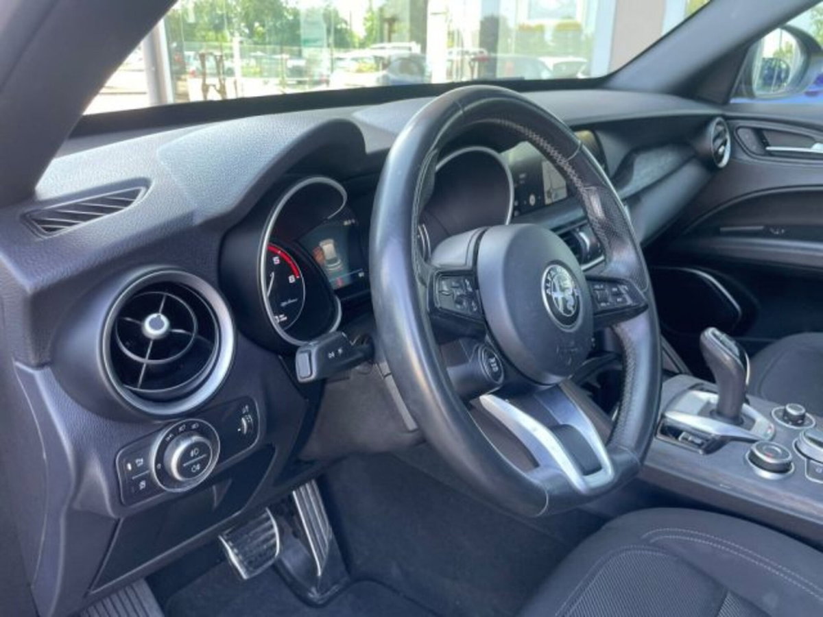 Alfa Romeo Stelvio Stelvio 2.2 Turbodiesel 160 CV AT8 RWD Sprint (14)