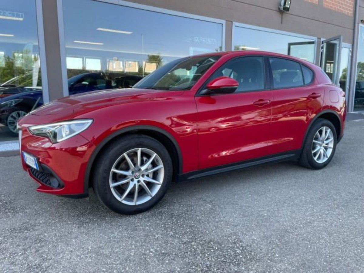 Alfa Romeo Stelvio Stelvio 2.2 Turbodiesel 160 CV AT8 RWD Sprint (2)