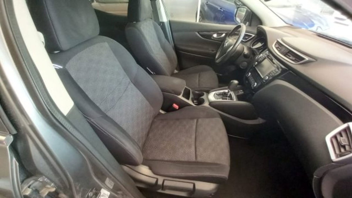Nissan Qashqai 1.6 dCi 2WD N-Connecta (11)
