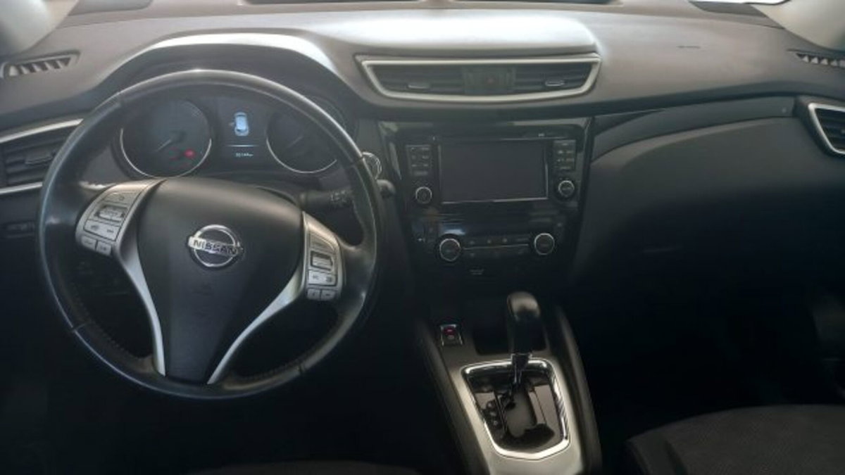 Nissan Qashqai 1.6 dCi 2WD N-Connecta (12)