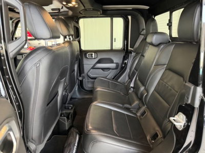 Jeep Gladiator 3.0 Diesel V6 80th Anniversary (12)