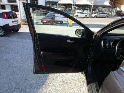 Kia Sportage 2.0 CRDI AWD GT Line (9)