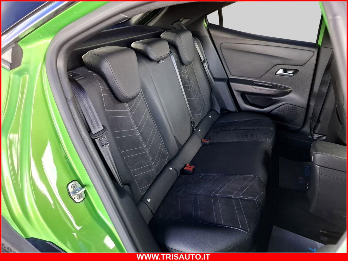 Opel Mokka 1.2 Ultimate s&s 136cv (11)
