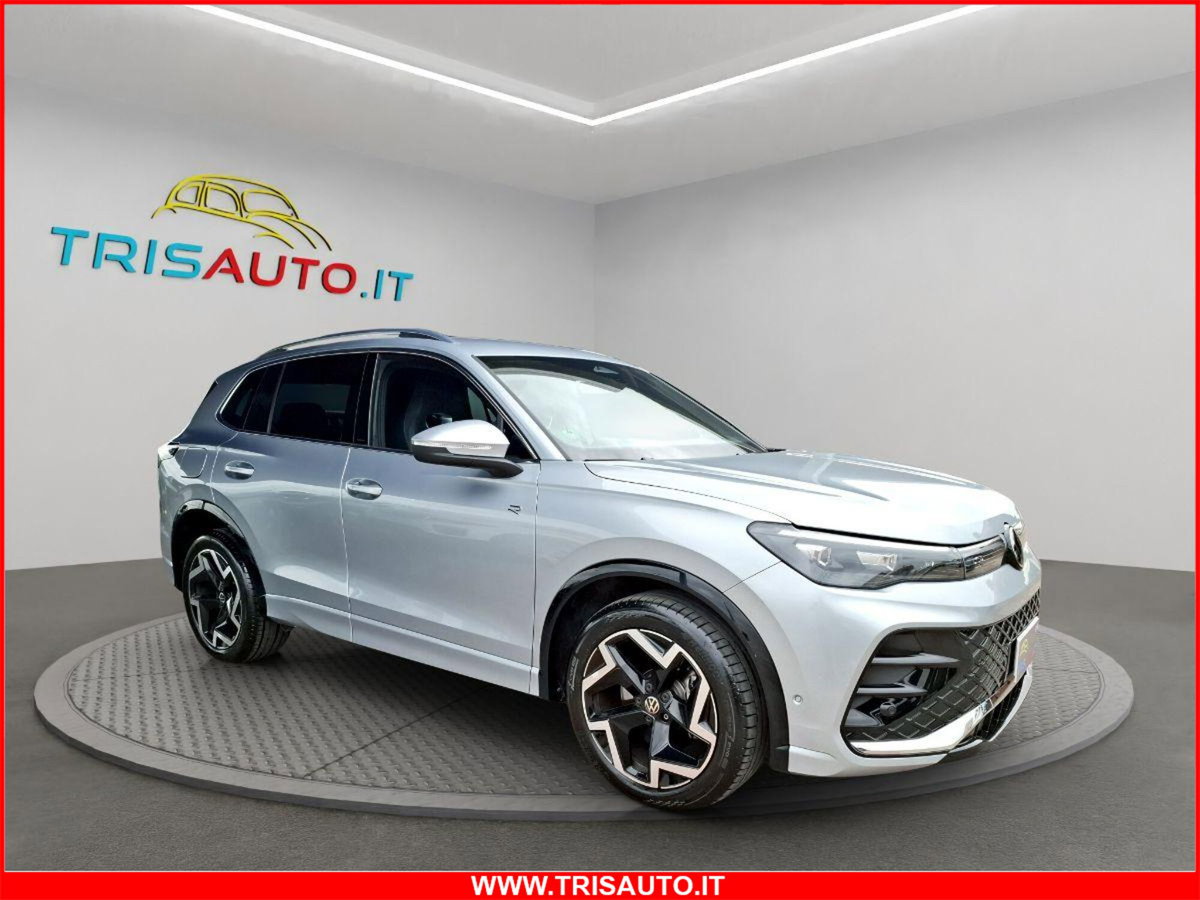 Volkswagen Tiguan 2.0 tdi R-Line 150cv dsg