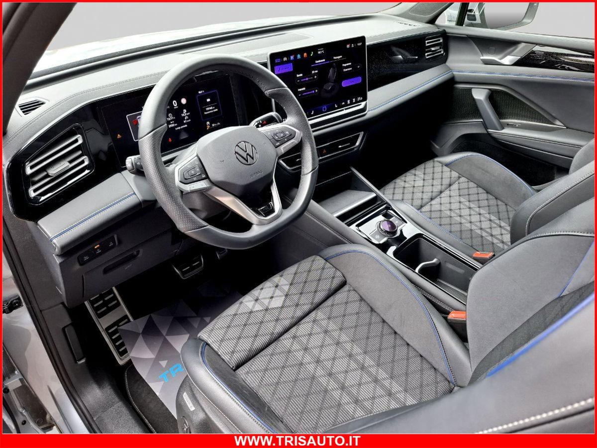 Volkswagen Tiguan 2.0 tdi R-Line 150cv dsg (5)