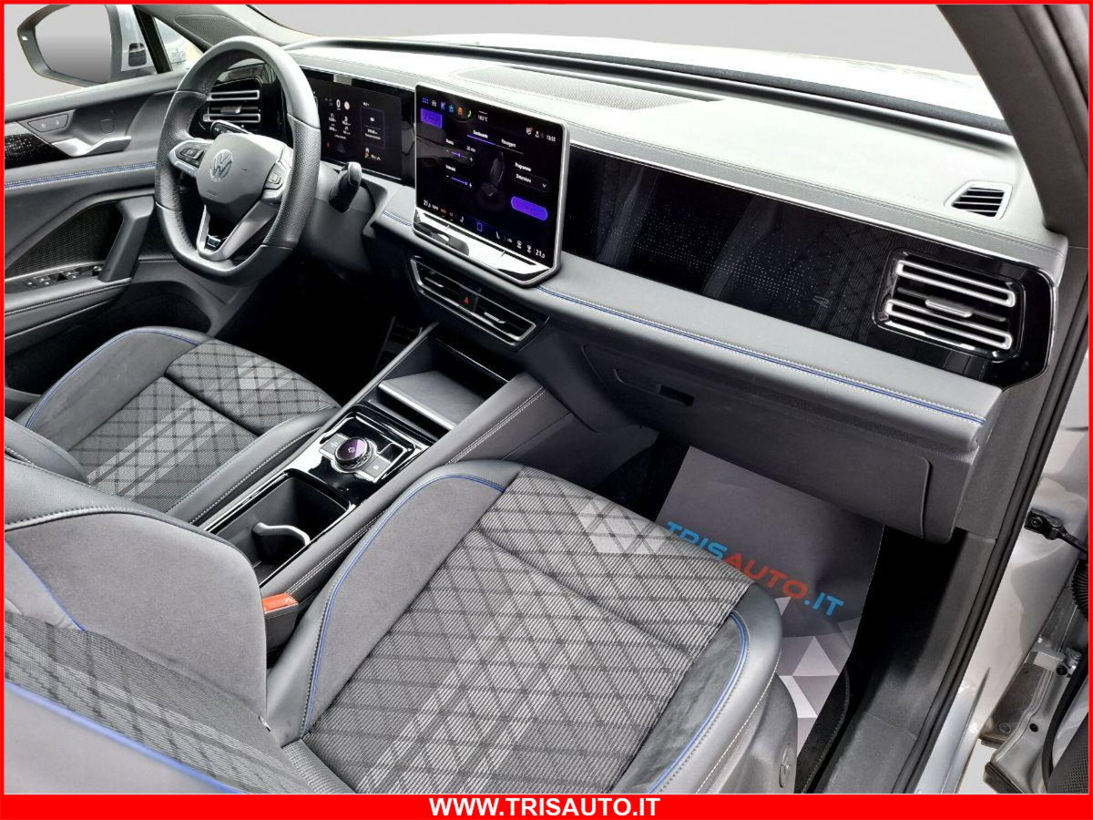 Volkswagen Tiguan 2.0 tdi R-Line 150cv dsg (7)