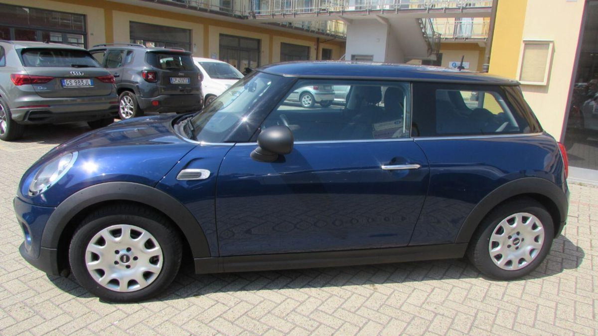 MINI Mini 1.2 One 75 CV (2)