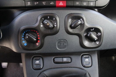 Fiat Panda 1.0 firefly hybrid Pop s&s 70cv (14)