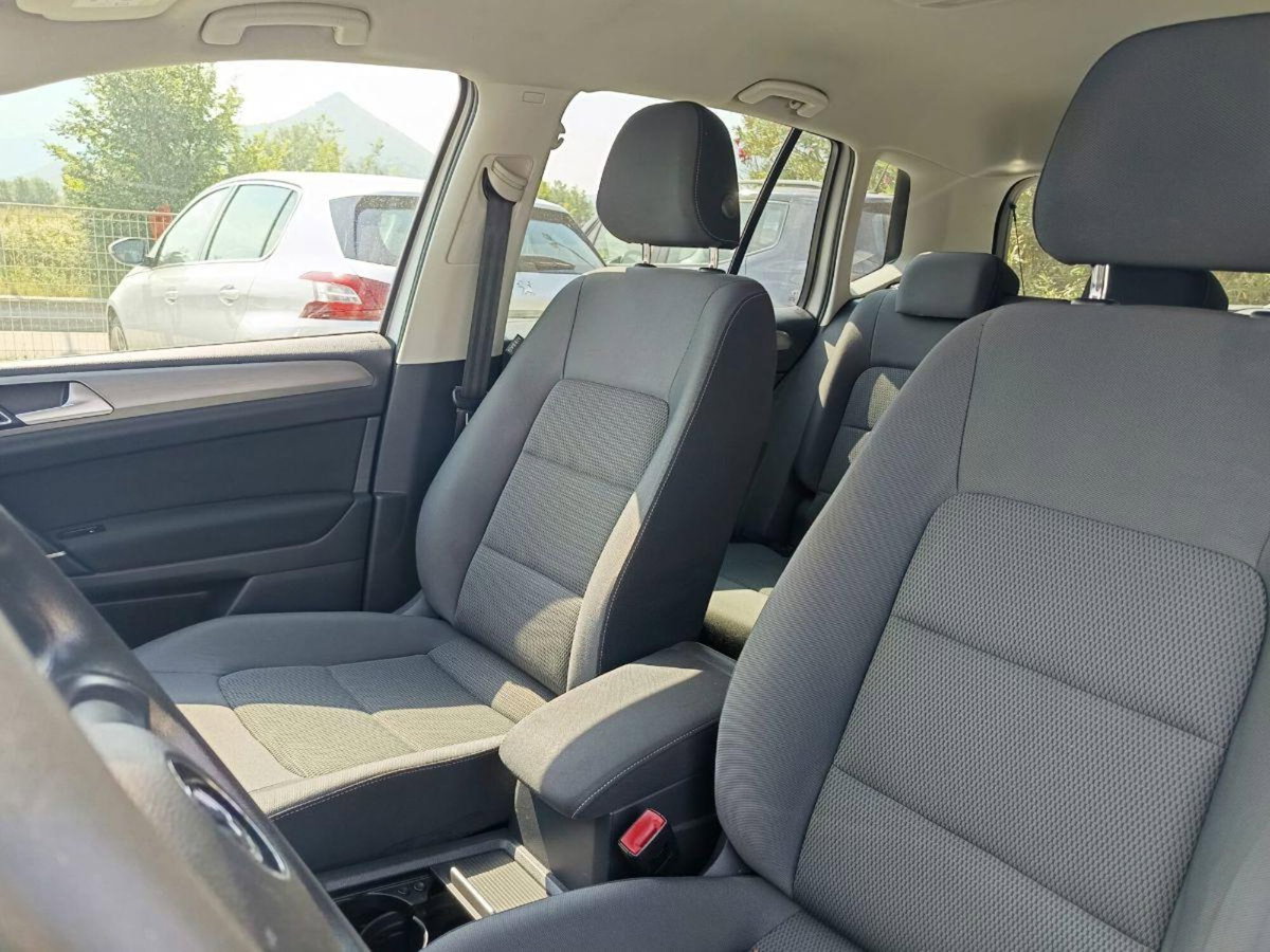 Volkswagen Golf Plus 1.6 TDI DPF DSG Highline (12)