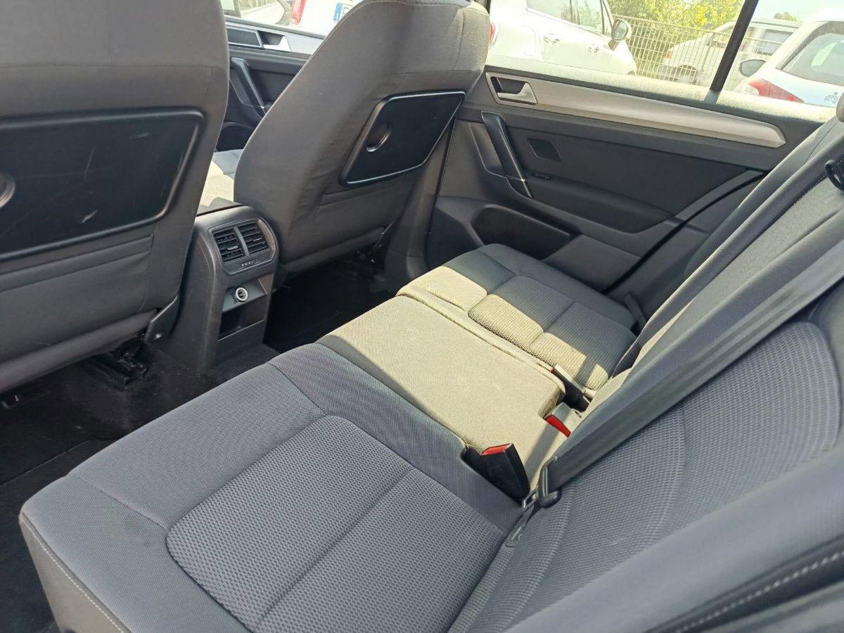 Volkswagen Golf Plus 1.6 TDI DPF DSG Highline (13)