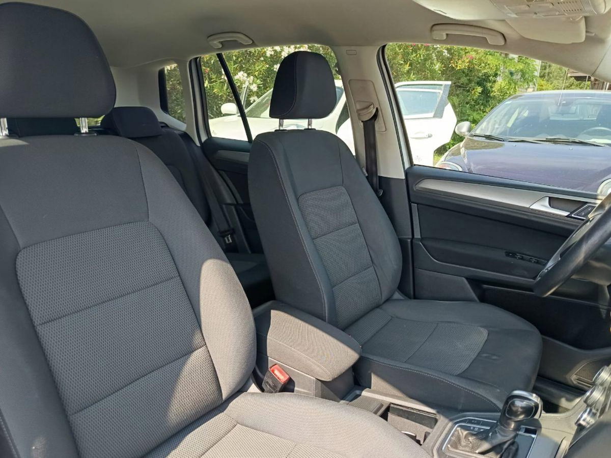 Volkswagen Golf Plus 1.6 TDI DPF DSG Highline (16)