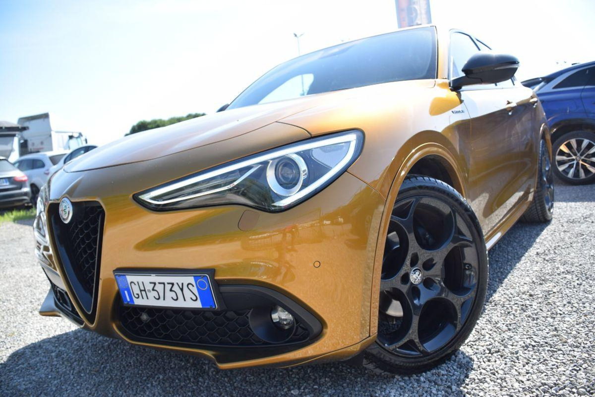Alfa Romeo Stelvio Stelvio 2.2 Turbodiesel 210 CV AT8 Q4 Veloce (4)