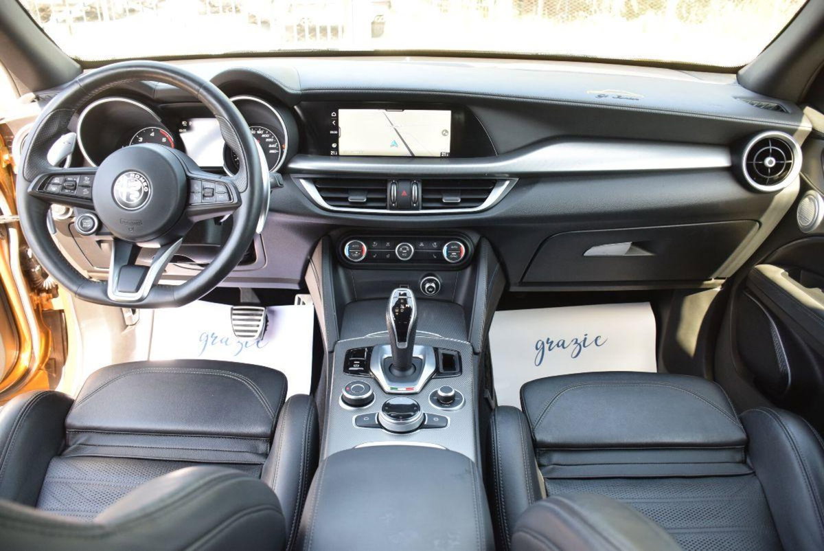 Alfa Romeo Stelvio Stelvio 2.2 Turbodiesel 210 CV AT8 Q4 Veloce (8)