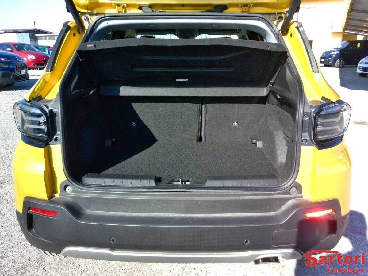 Jeep Avenger 1.2 turbo Summit fwd 100cv (11)
