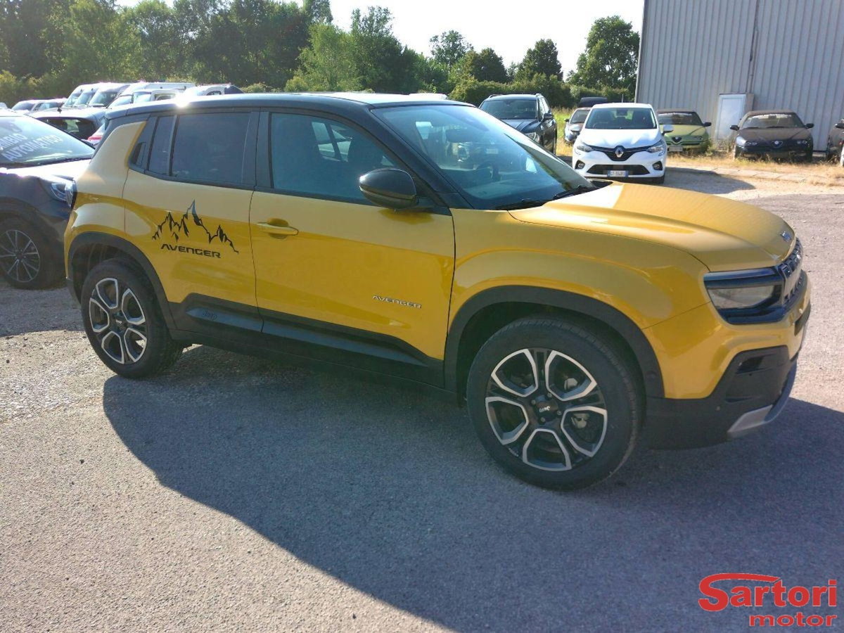 Jeep Avenger 1.2 turbo Summit fwd 100cv (2)