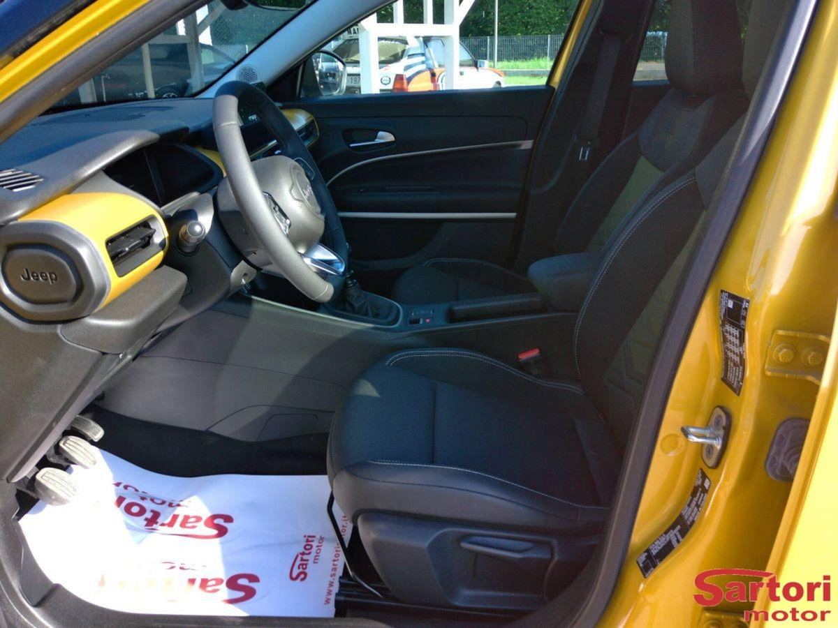 Jeep Avenger 1.2 turbo Summit fwd 100cv (5)