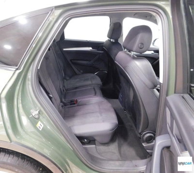 Audi Q5 40 TDI 204 CV quattro S tronic Business (6)