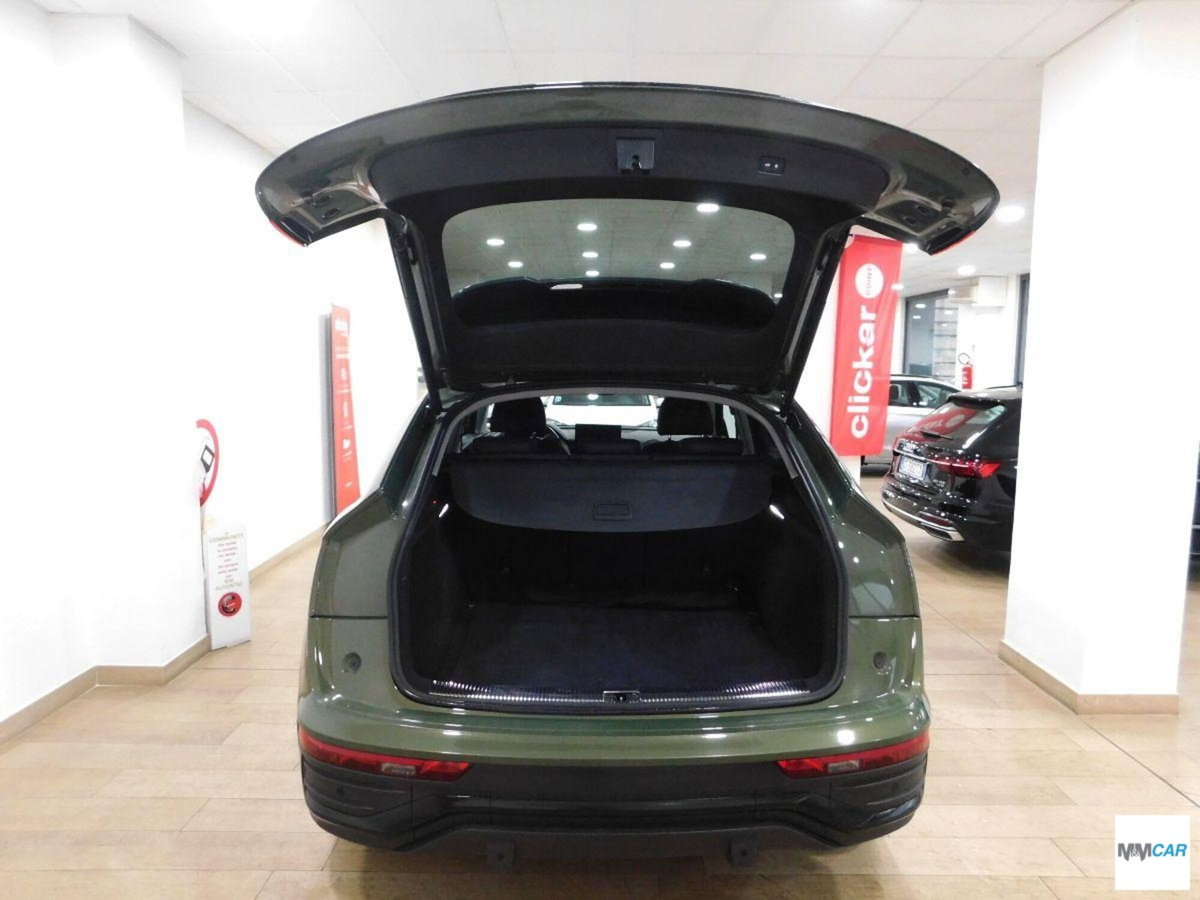 Audi Q5 40 TDI 204 CV quattro S tronic Business (9)