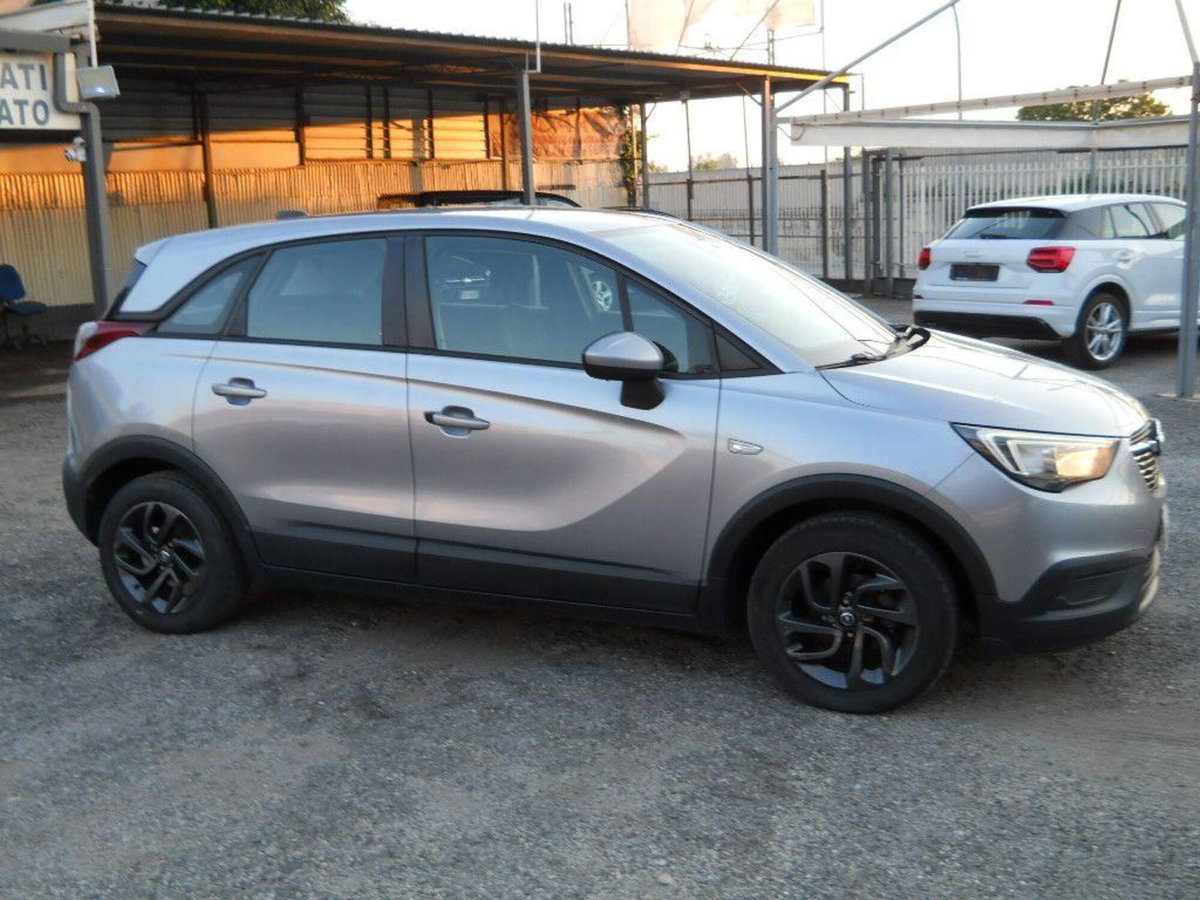 Opel Crossland X 1.2 12V Innovation (5)