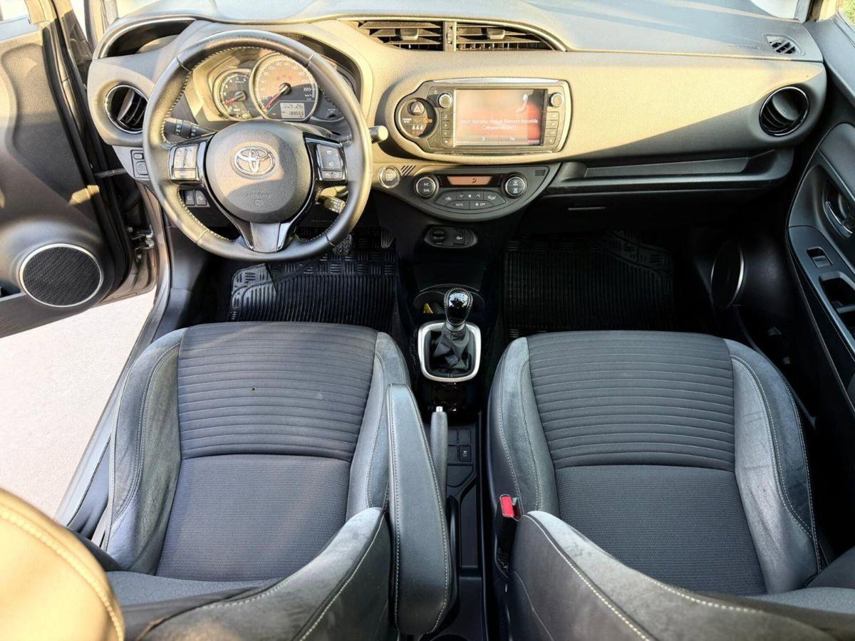 Toyota Yaris D-4D cat 5 porte (10)