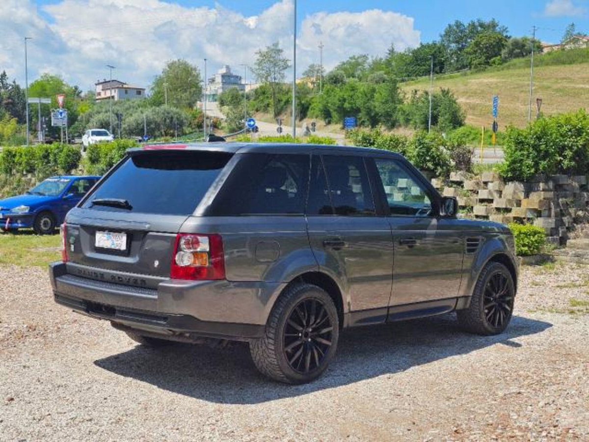 Land Rover Range Rover Sport 2.7 TDV6 HSE (10)