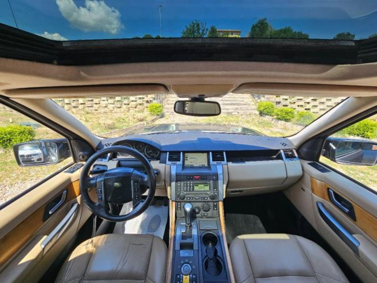 Land Rover Range Rover Sport 2.7 TDV6 HSE (15)