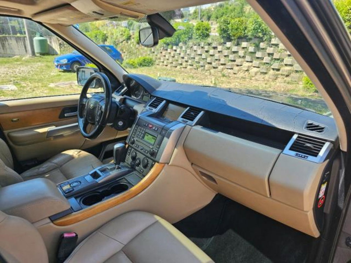 Land Rover Range Rover Sport 2.7 TDV6 HSE (20)