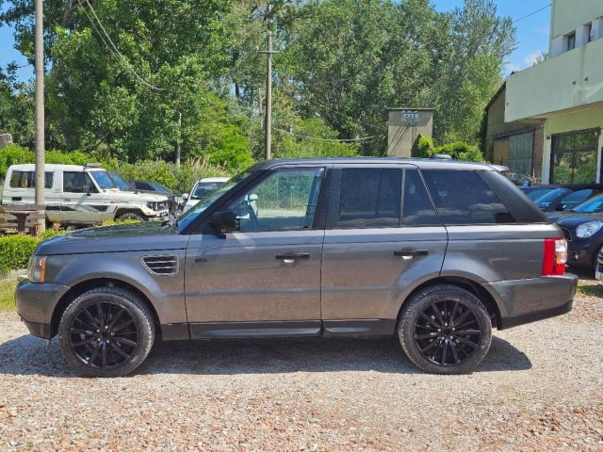Land Rover Range Rover Sport 2.7 TDV6 HSE (6)