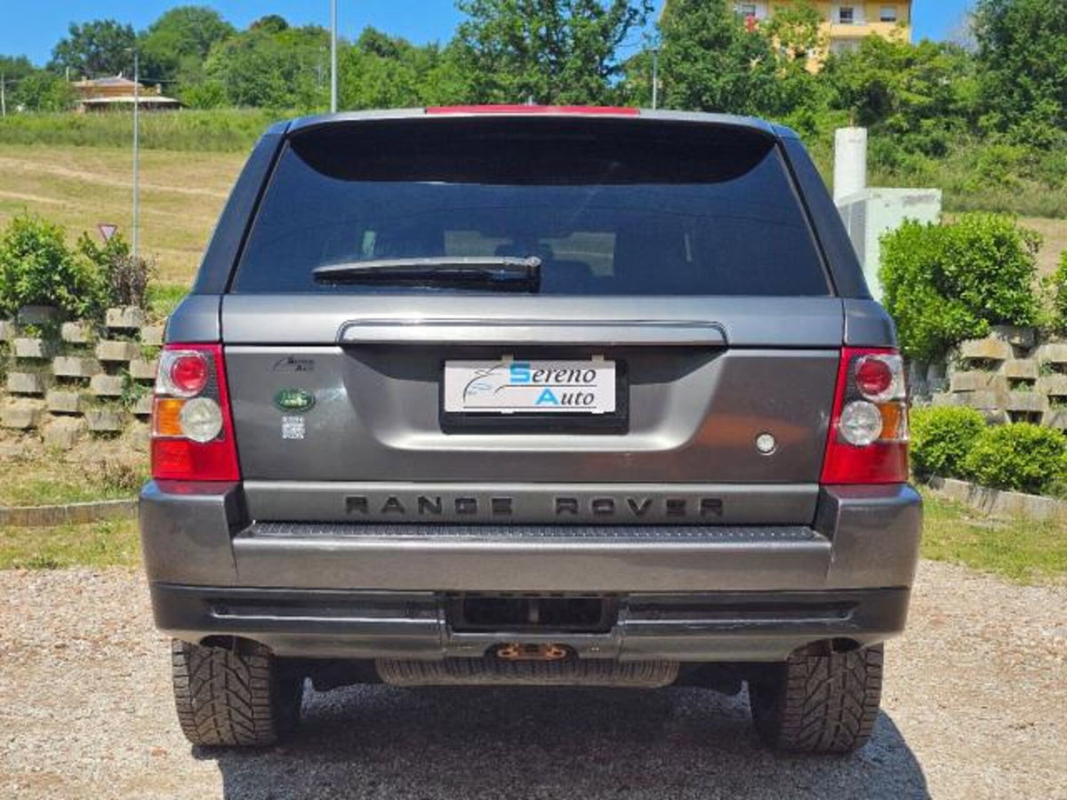 Land Rover Range Rover Sport 2.7 TDV6 HSE (9)
