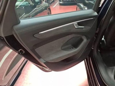 Audi A6 Avant 40 2.0 TDI quattro ultra S tronic Business (12)