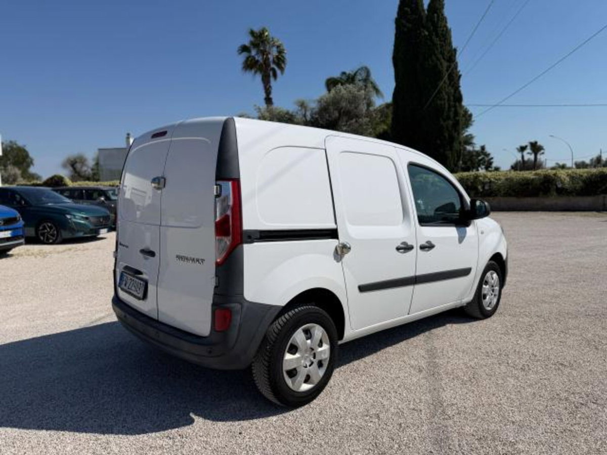 Renault Kangoo 1.5 dCi 90CV 5 porte Live (4)