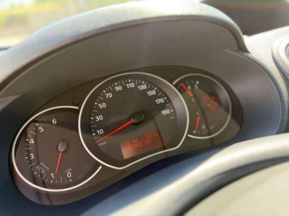 Renault Kangoo 1.5 dCi 90CV 5 porte Live (9)