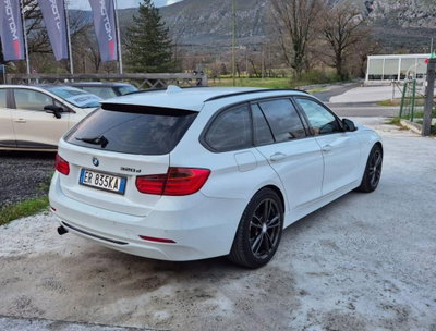 BMW Serie 3 Touring 320d  Sport (11)