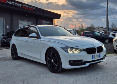 BMW Serie 3 Touring 320d  Sport (5)