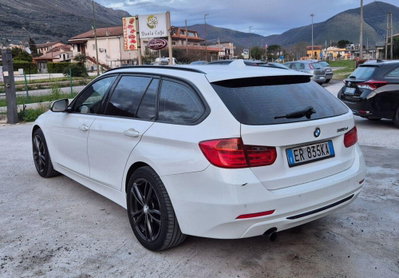 BMW Serie 3 Touring 320d  Sport (8)