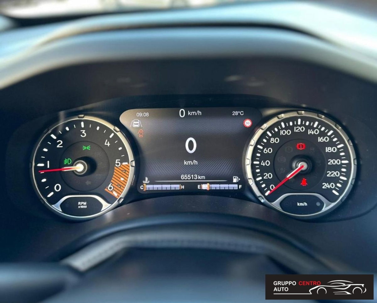 Jeep Renegade 1.6 Mjt 130 CV S (10)