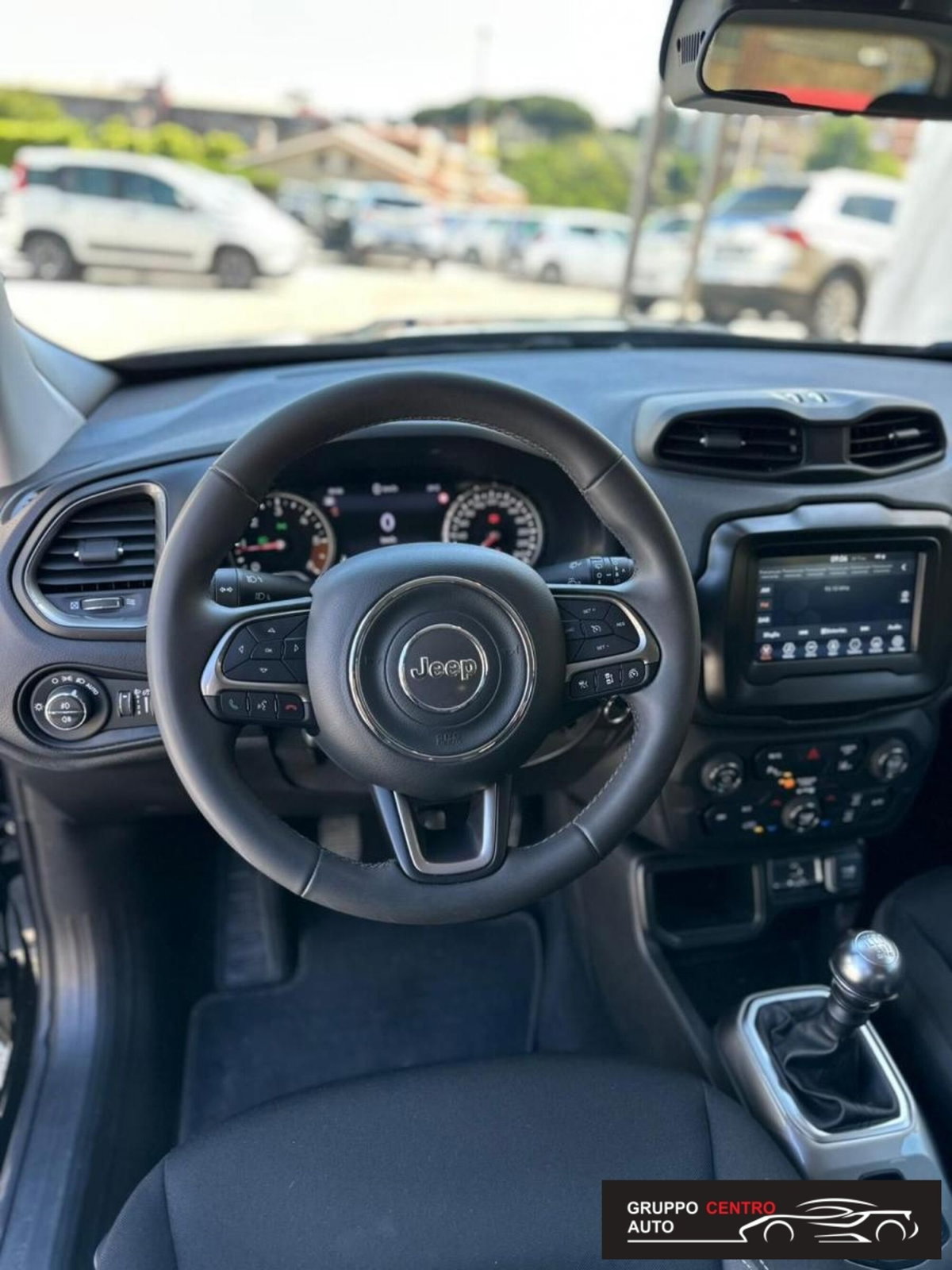 Jeep Renegade 1.6 Mjt 130 CV S (16)