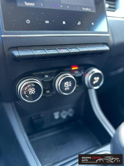 Renault Captur TCe 155 CV EDC FAP Intens (8)
