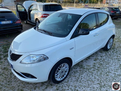 Lancia Ypsilon 1.3 MJT 16V 95 CV 5 porte S&S Gold usata