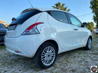 Lancia Ypsilon 1.3 MJT 16V 95 CV 5 porte S&S Gold (7)