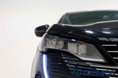 Peugeot 3008 Hybrid4 300 e-EAT8 Allure Pack (12)