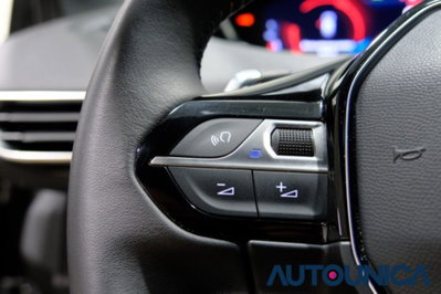 Peugeot 3008 Hybrid4 300 e-EAT8 Allure Pack (17)