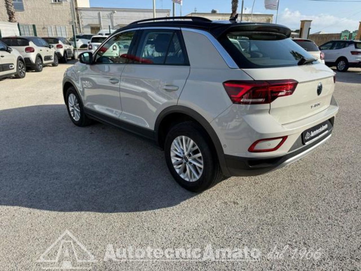 Volkswagen T-Roc 1.0 TSI Life (11)