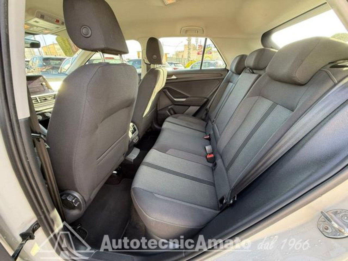Volkswagen T-Roc 1.0 TSI Life (13)