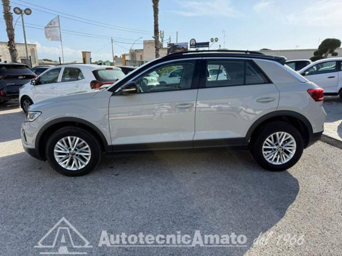 Volkswagen T-Roc 1.0 TSI Life (3)
