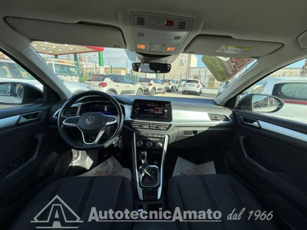 Volkswagen T-Roc 1.0 TSI Life (6)