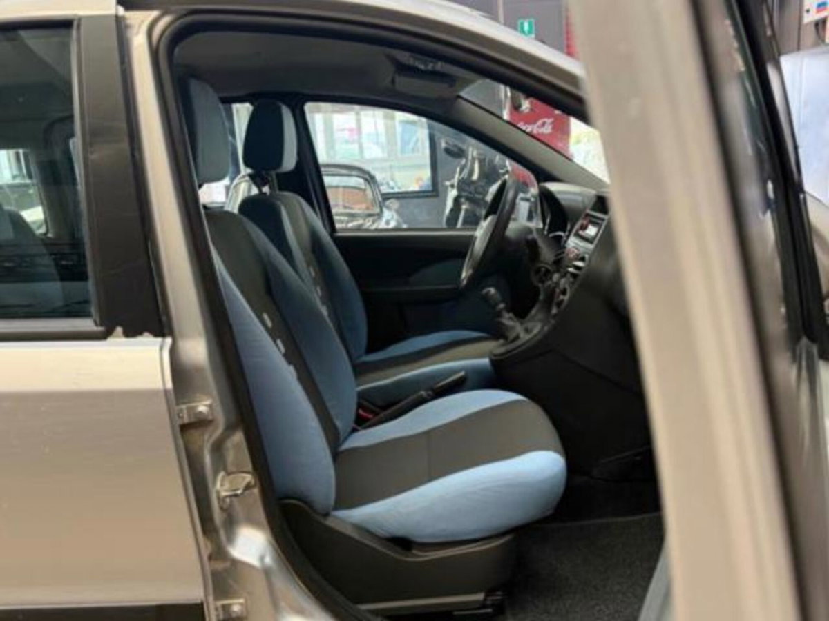 Fiat Panda 1.3 MJT 16V 4x4 Climbing (12)