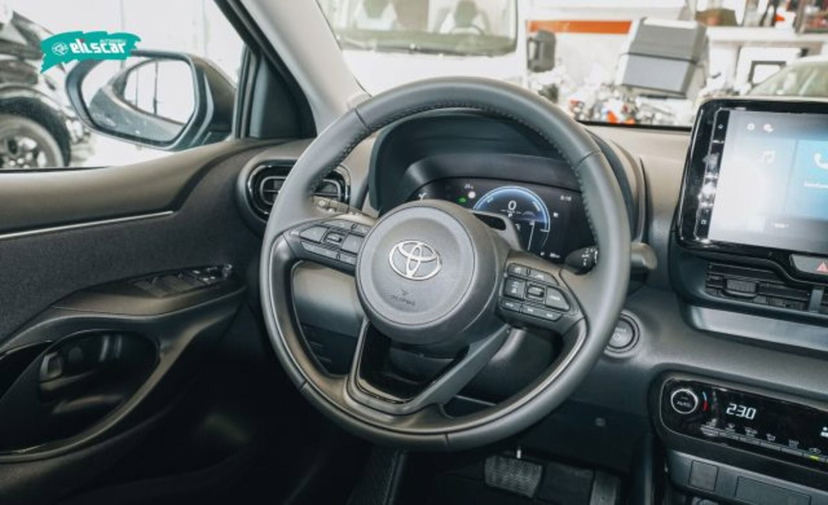 Toyota Yaris Cross 1.5 Hybrid 5p. E-CVT Premiere (8)